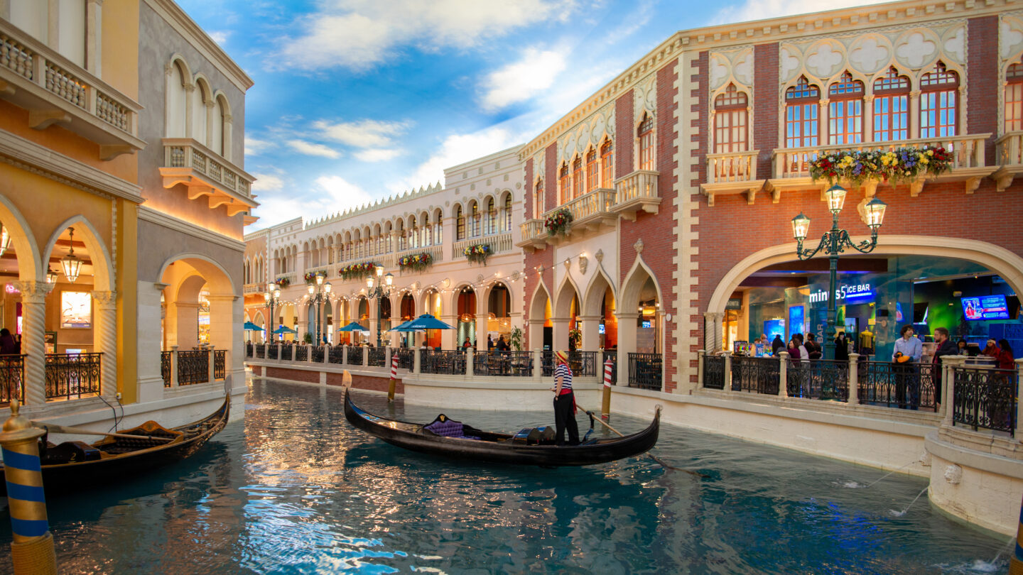 Our decor is set and we - The Venetian Resort Las Vegas