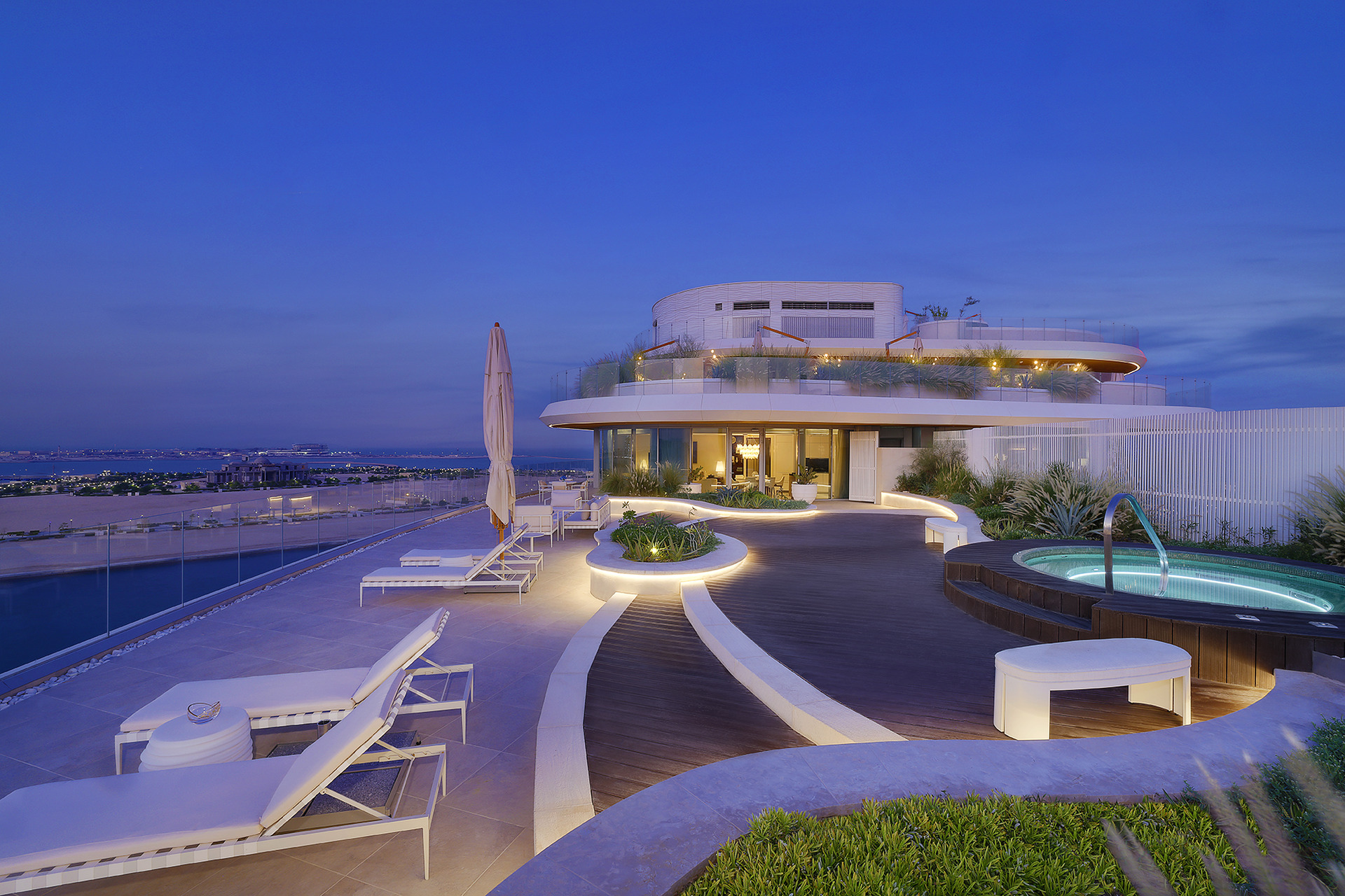 waldorf astoria lusail roof terrace