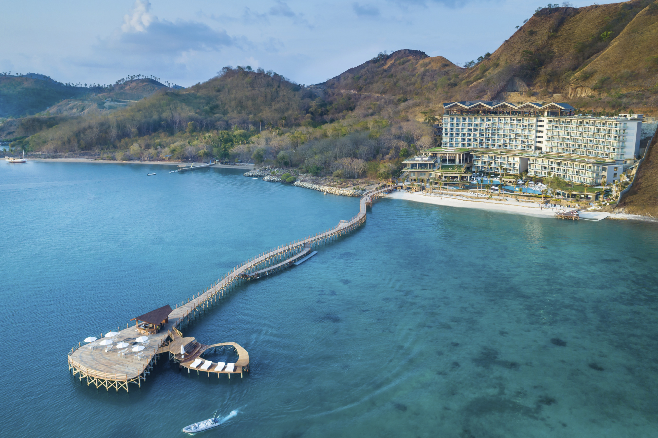 ayana komodo